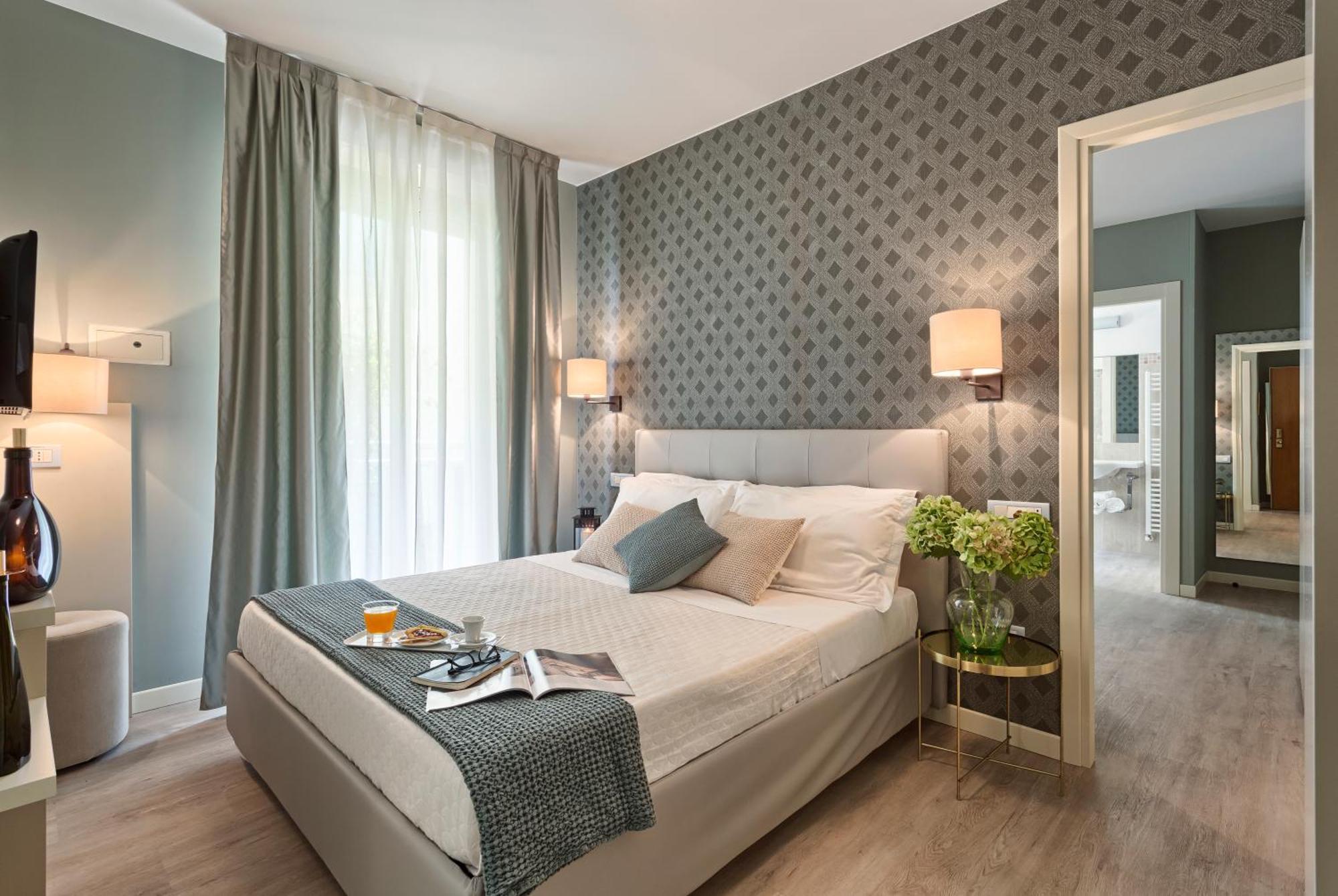 Hotel Lady Mary Milano Marittima Exterior photo